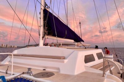 Oahu's Waikiki Coast: Moana’s Sunset Cocktail Sail - The 2-Hour Route: Out Past Diamond Head, Then Back Along Waikiki