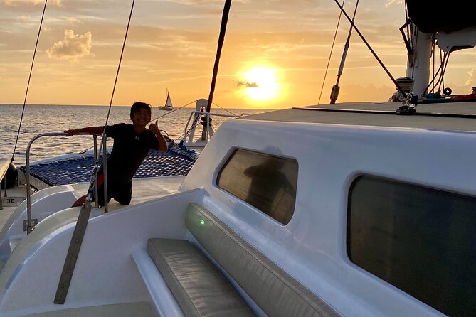 Oahu's Waikiki Coast: Moana’s Sunset Cocktail Sail - Comfort Tips That Actually Help