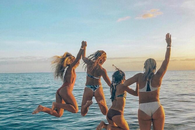 Paradise Waikiki Sunset Cruise + LIVE DJ + SWIMMING - Where you meet and how to keep check-in easy