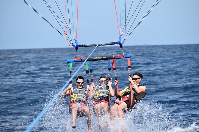 Parasailing in Waikiki from Oahu Hawaii - The Optional Water Dip and the Photo Package Decision