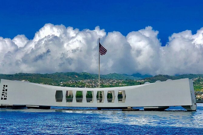 Pearl Harbor: USS Arizona Memorial & Battleship Missouri - Waikiki pickup: comfortable rides and a timing advantage