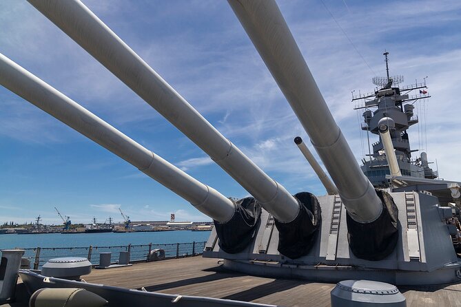 Pearl Harbor, USS Arizona Memorial & Honolulu City Tour - Optional upgrade: USS Missouri and the end of WWII