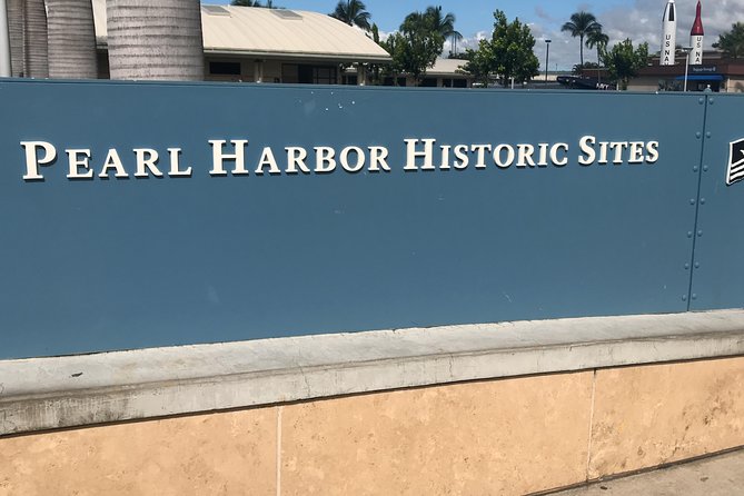 Pearl Harbor & USS Arizona Small-Group Tour [Early Access] - USS Arizona Memorial boat ride: what you’ll notice once you’re there