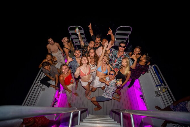 Premier Waikiki Sunset Party Cruise with Live DJ and Full Bar - Booking and choosing the right night: consistency vs. day-to-day conditions