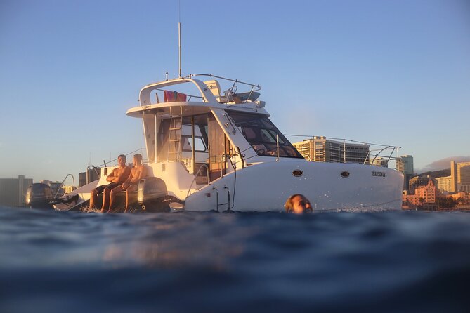Private Catamaran Cruise and Snorkeling Tour in Honolulu - Diamond Head cruising and an offshore Waikiki snorkel plan