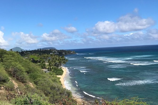 Private Pearl Harbor and Honolulu City Tour - Iolani Palace, the State Capitol, and the King Kamehameha statue in one smooth pass