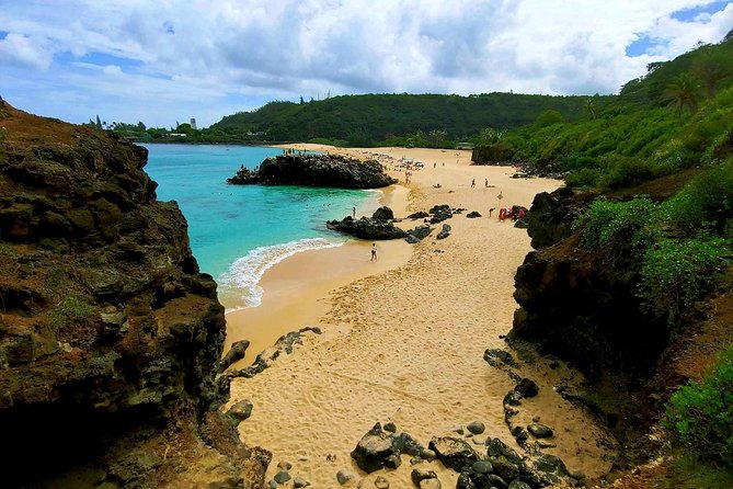 Private Tour Oahu Circle Island - Fully Personalized Experience - Guide style makes the day: Justin and Raul as examples