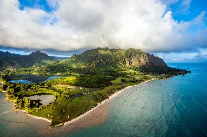 Royal Crown of Oahu - 60 Min Helicopter Tour - Doors Off or On - Pearl Harbor and the USS Arizona Memorial: the moment you slow down