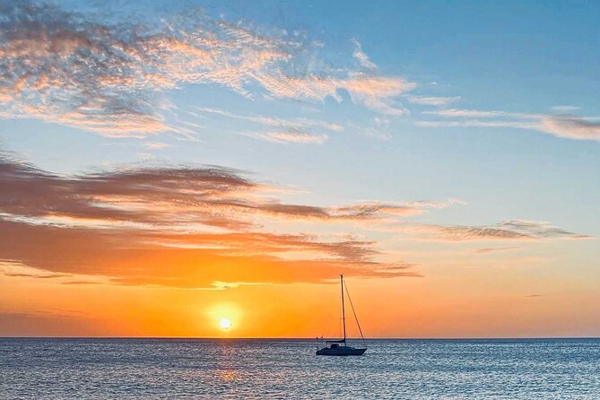 Small Group Waikiki Sunset Sailing Tour - Hawaii Yacht Club meeting point: finding the start fast