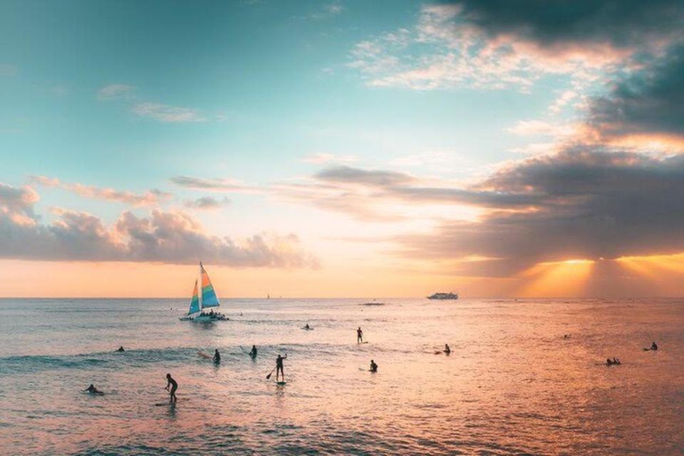 Waikiki Beach: Turtle Snorkeling and Sailing on Hāwea - The Hawea catamaran setup, and how the safety gear affects your style
