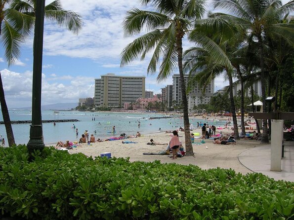 Waikiki Glass Bottom Boat Sunset Cruise - How the Waikiki Sunset Cruise Really Flows on the Water