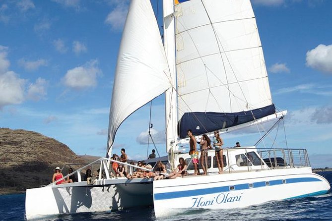 Waikiki Signature Sunset Catamaran Sail - A 53-foot catamaran that gives you room to breathe (and goes barefoot)