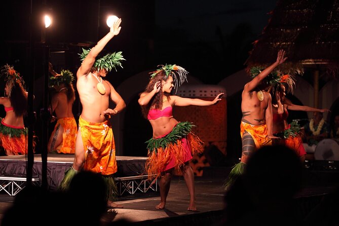 Waikiki Starlight Luau on The Great Lawn-Hilton Hawaiian Village - Waikiki Starlight Luau on the Hilton Great Lawn: what you’re really buying