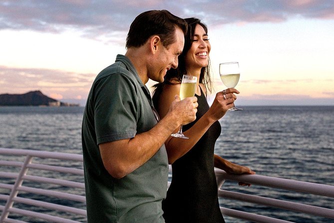 Waikiki Sunset Cocktail Cruise aboard the Majestic by Atlantis - How the staff and onboard vibe really feel