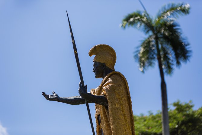 Waikiki Trolley Hop-On Hop-Off Tour of Honolulu - Red Line Focus: Chinatown, Iolani Palace, Punchbowl, and Aloha Tower