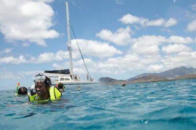 West Oahu Dolphin Watch and Snorkel Sail with Lunch - Pickup in Honolulu, Meet at Waianae: Timing Without Stress
